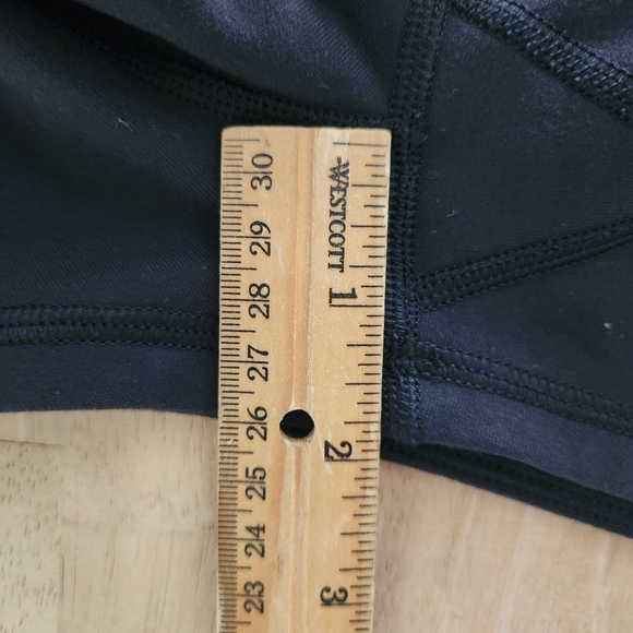 Lululemon Short - Picture 2 of 6